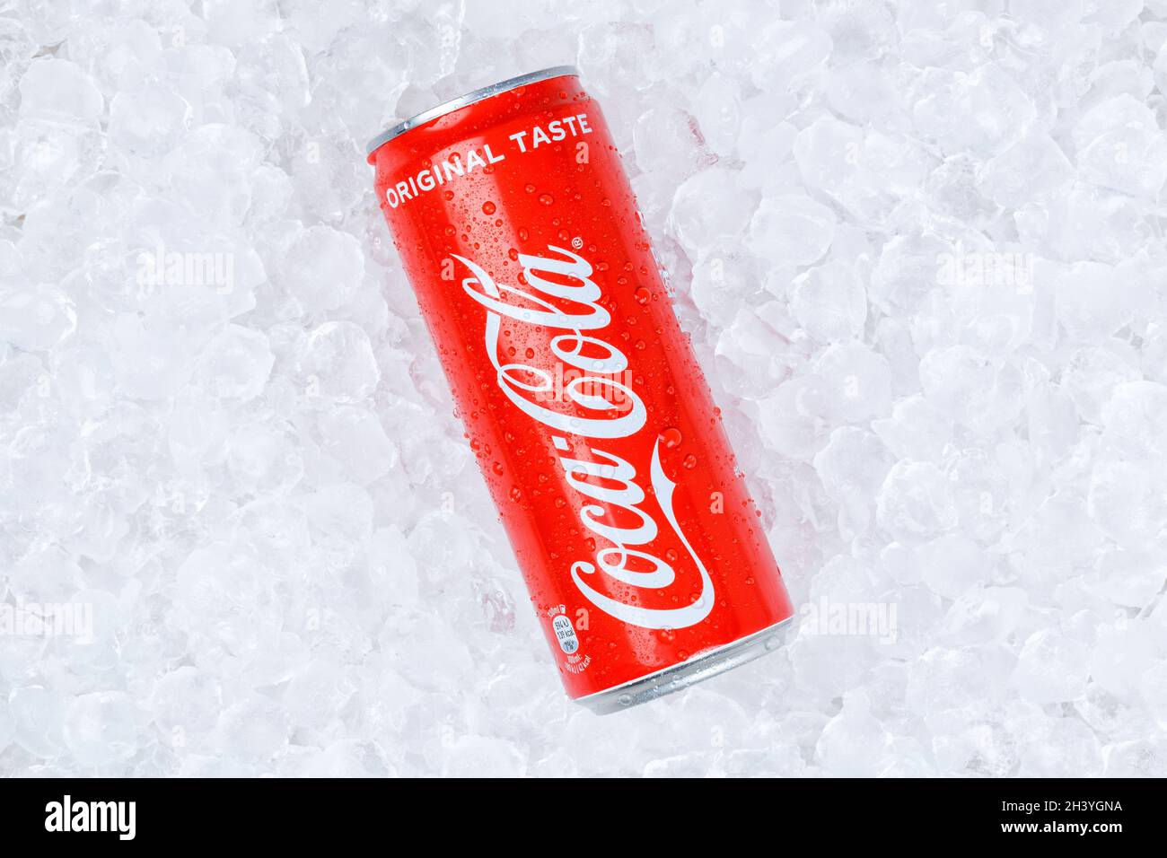 Coca Cola Coca Cola Lemonade Soft Drink Drink In Can Ice Ice Cube Stock