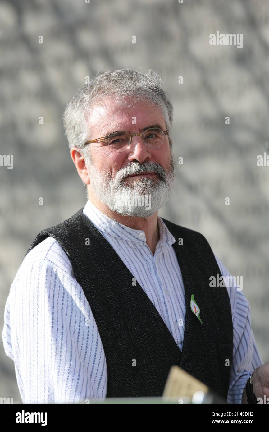 Gerry Adams at Arbour Hill in 2016 to mark the centenary of the 1916 Rising. Stock Photo