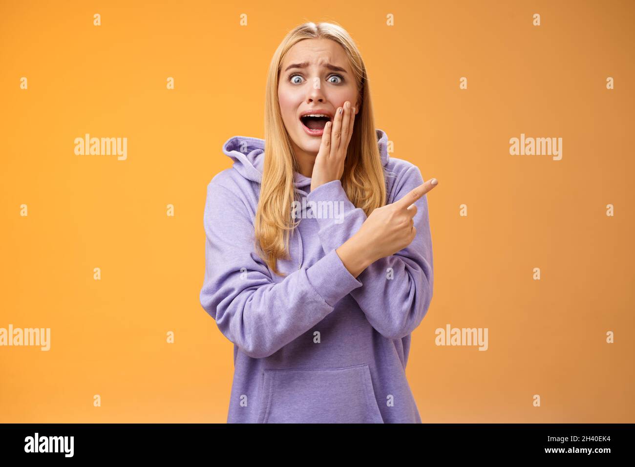 Screaming top girl hoodie