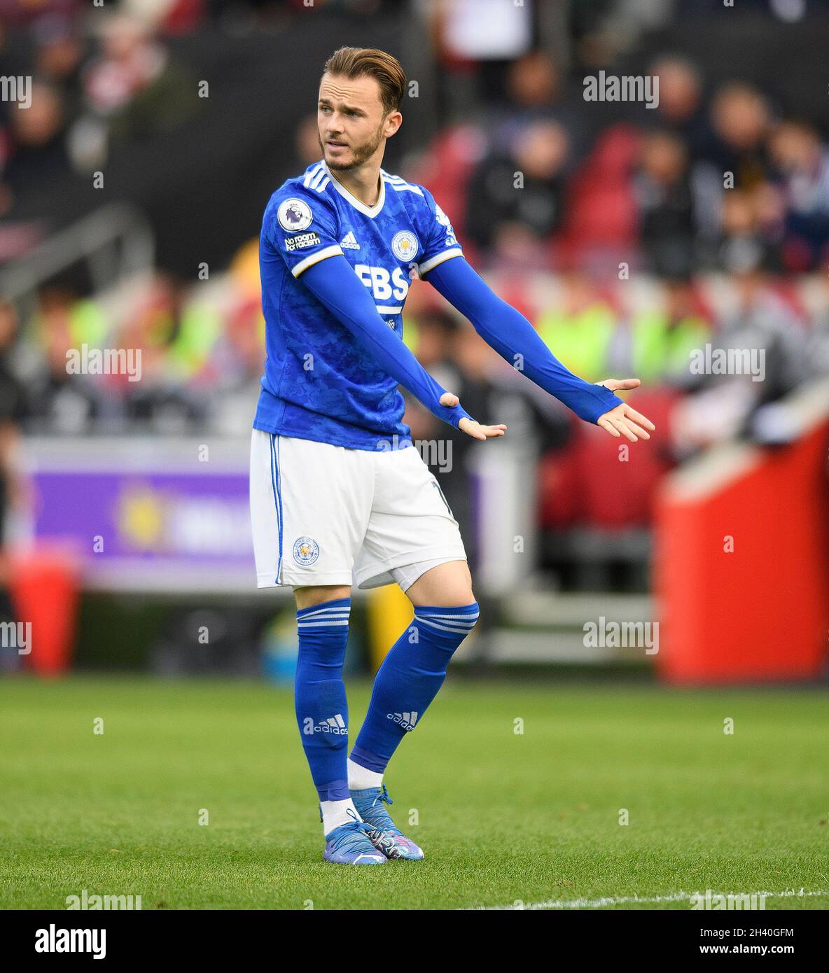 Leicester City's James Maddison during the match at the Brentford Community Stadium. Picture Mark Pain / Alamy Stock Photo