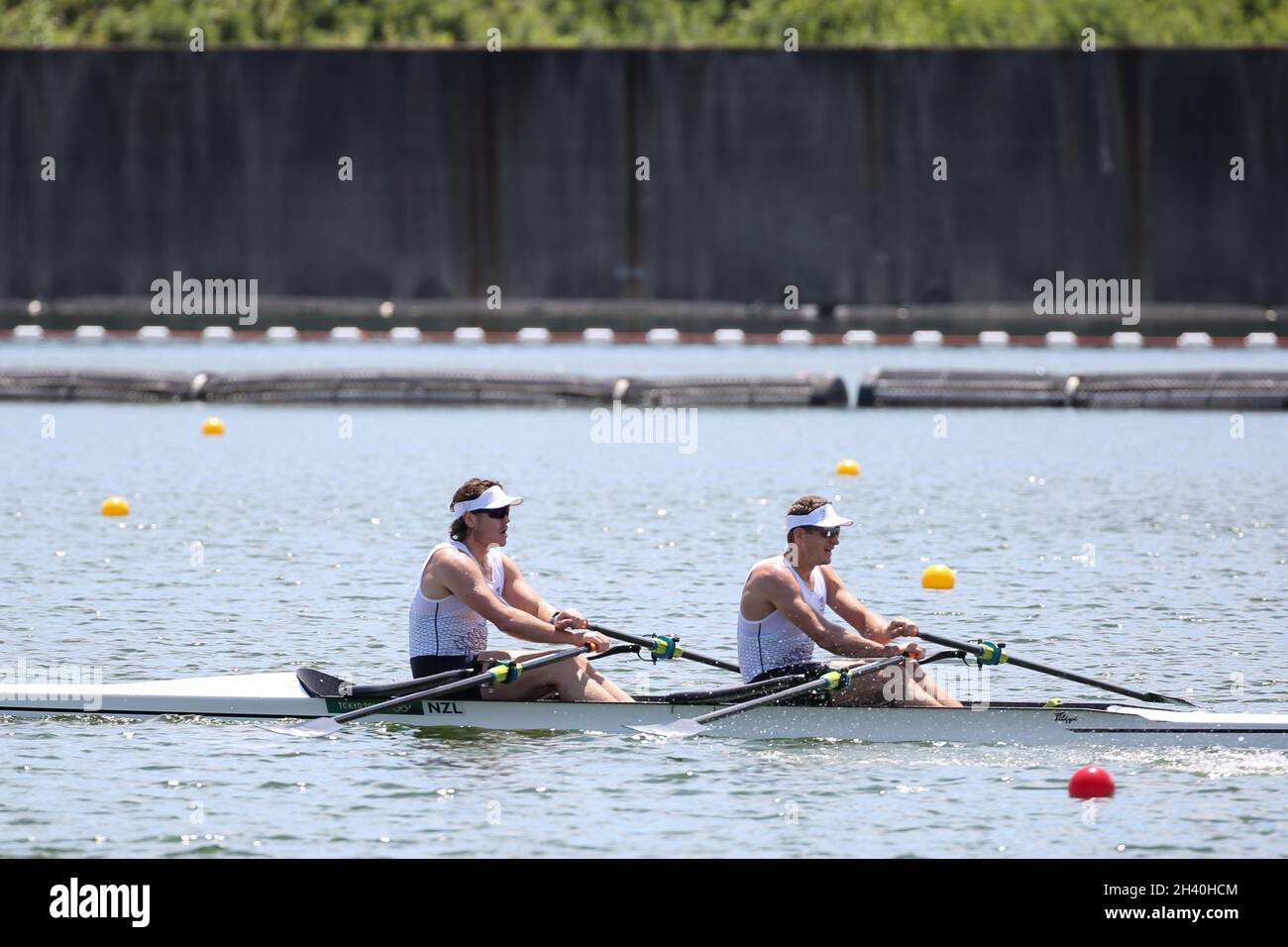 Mens double sculls m2x hires stock photography and images Alamy