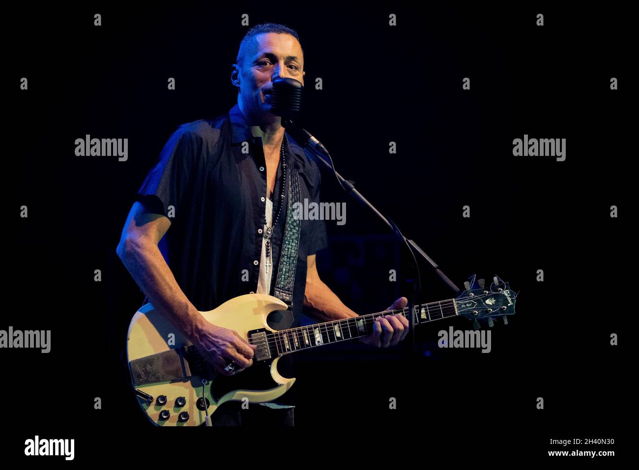 Italy 27 October 2021 Alex Britti - JazzMI Concert - live at Teatro dal Vereme Milano © Andrea Ripamonti / Alamy Stock Photo