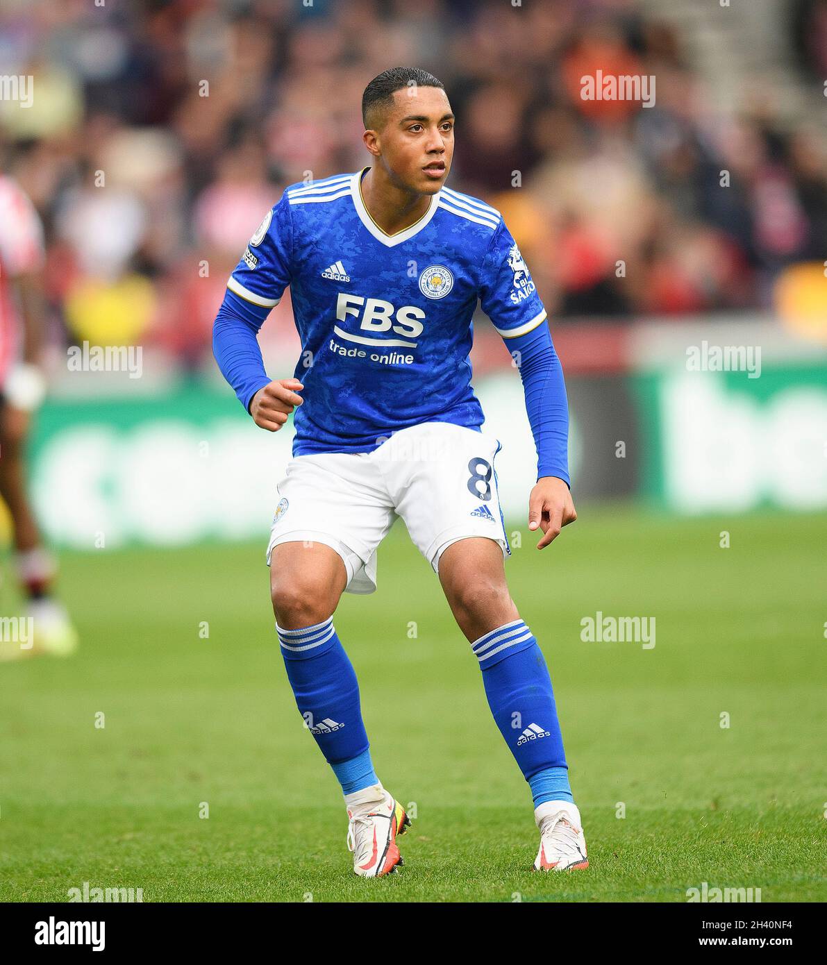 Youri Tielemans during the match at the Brentford Community Stadium. Picture : Mark Pain / Alamy Stock Photo