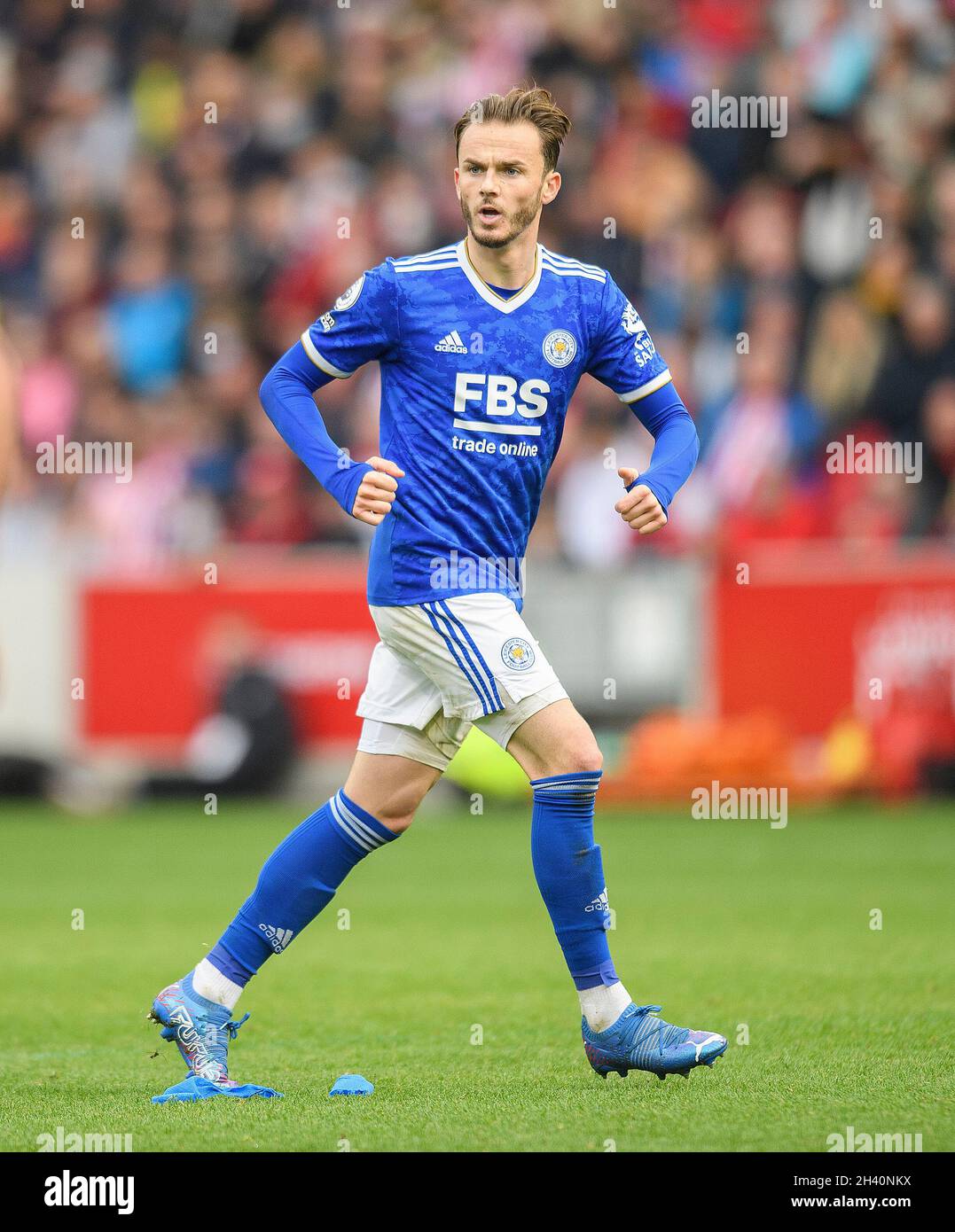 Leicester City's James Maddison during the match at the Brentford Community Stadium. Picture Mark Pain / Alamy Stock Photo