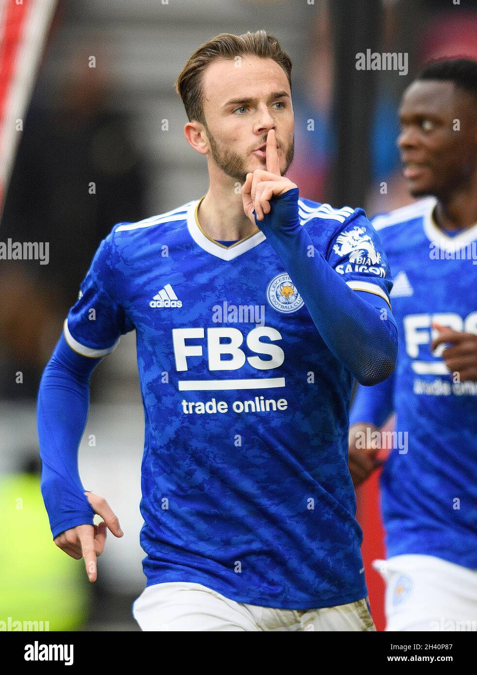 Leicester City's James Maddison celebrates his goal during the match at the Brentford Community Stadium. Picture : Mark Pain / Alamy Stock Photo