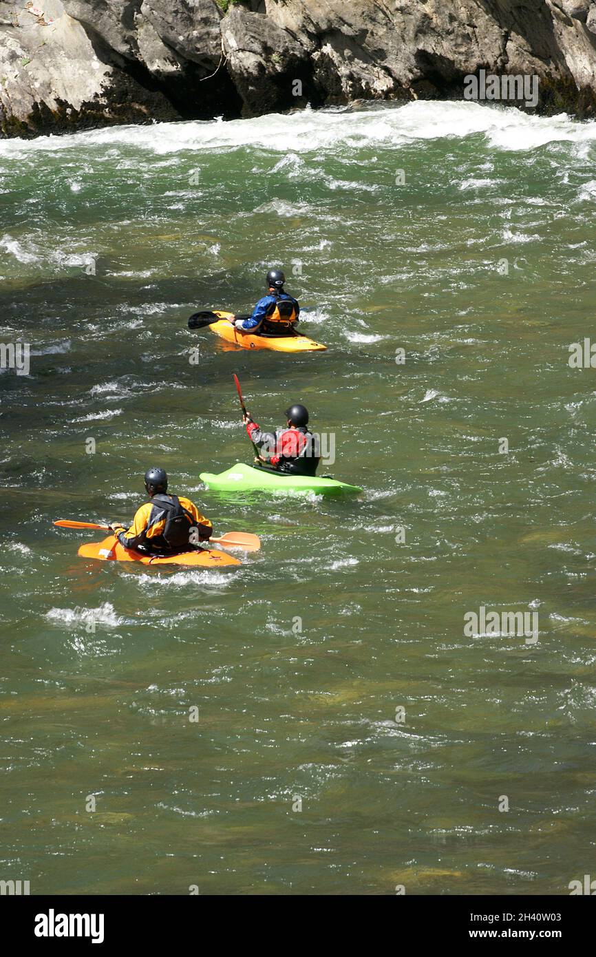 Rafting on the Noguera Pallaressa river in Llavorsi, Lleida, Catalunya, Spain, Europe Stock Photo