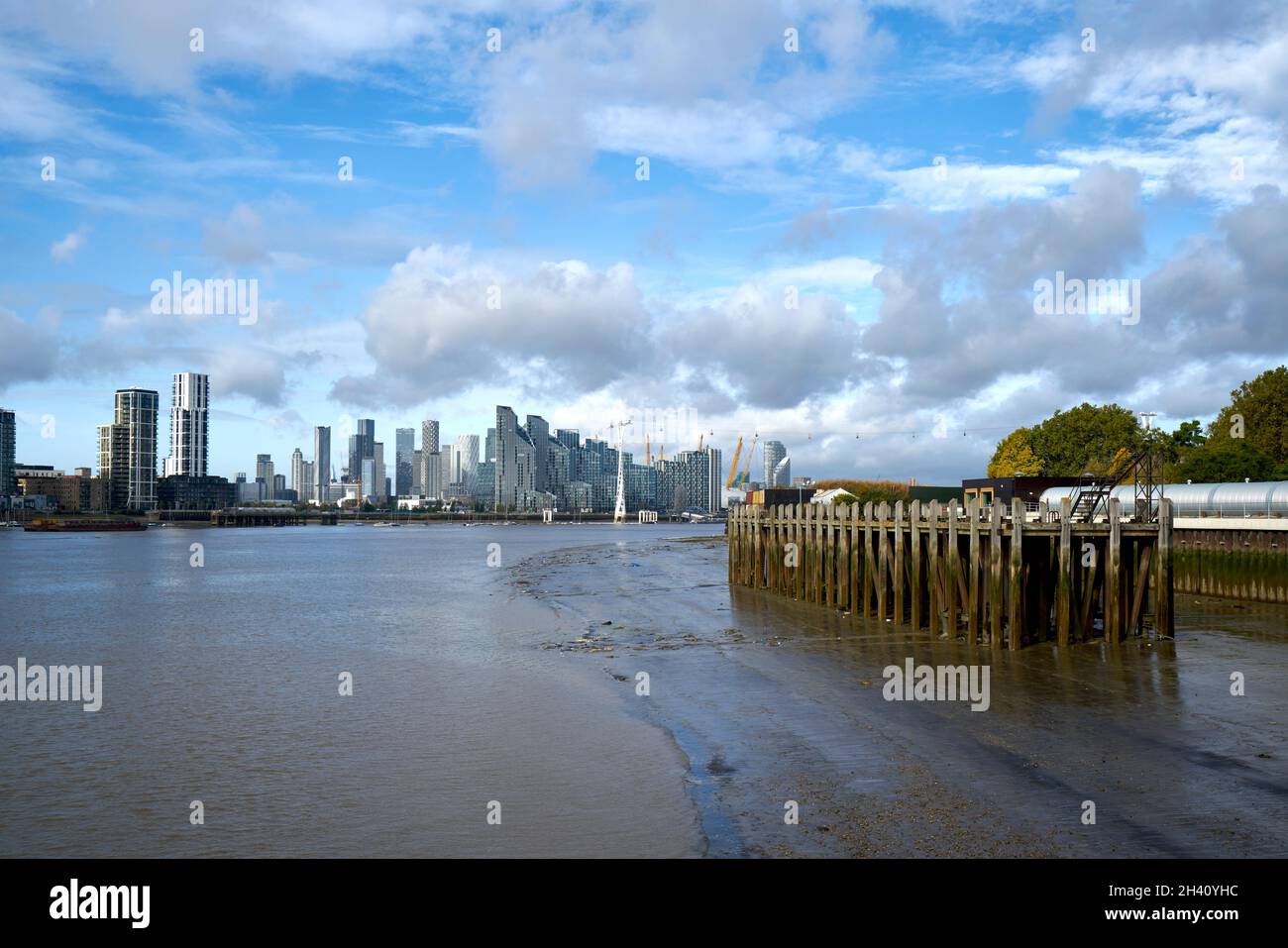 Unusual view canary wharf hi-res stock photography and images - Alamy