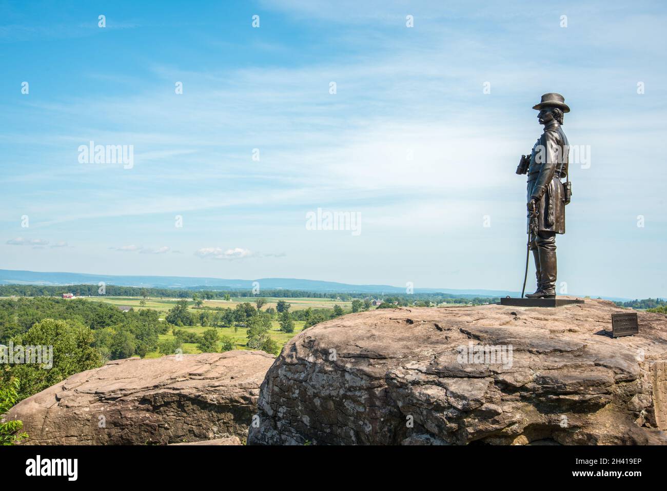 Statue of general Warren at Little Round Top on Gettysburg battlefielg