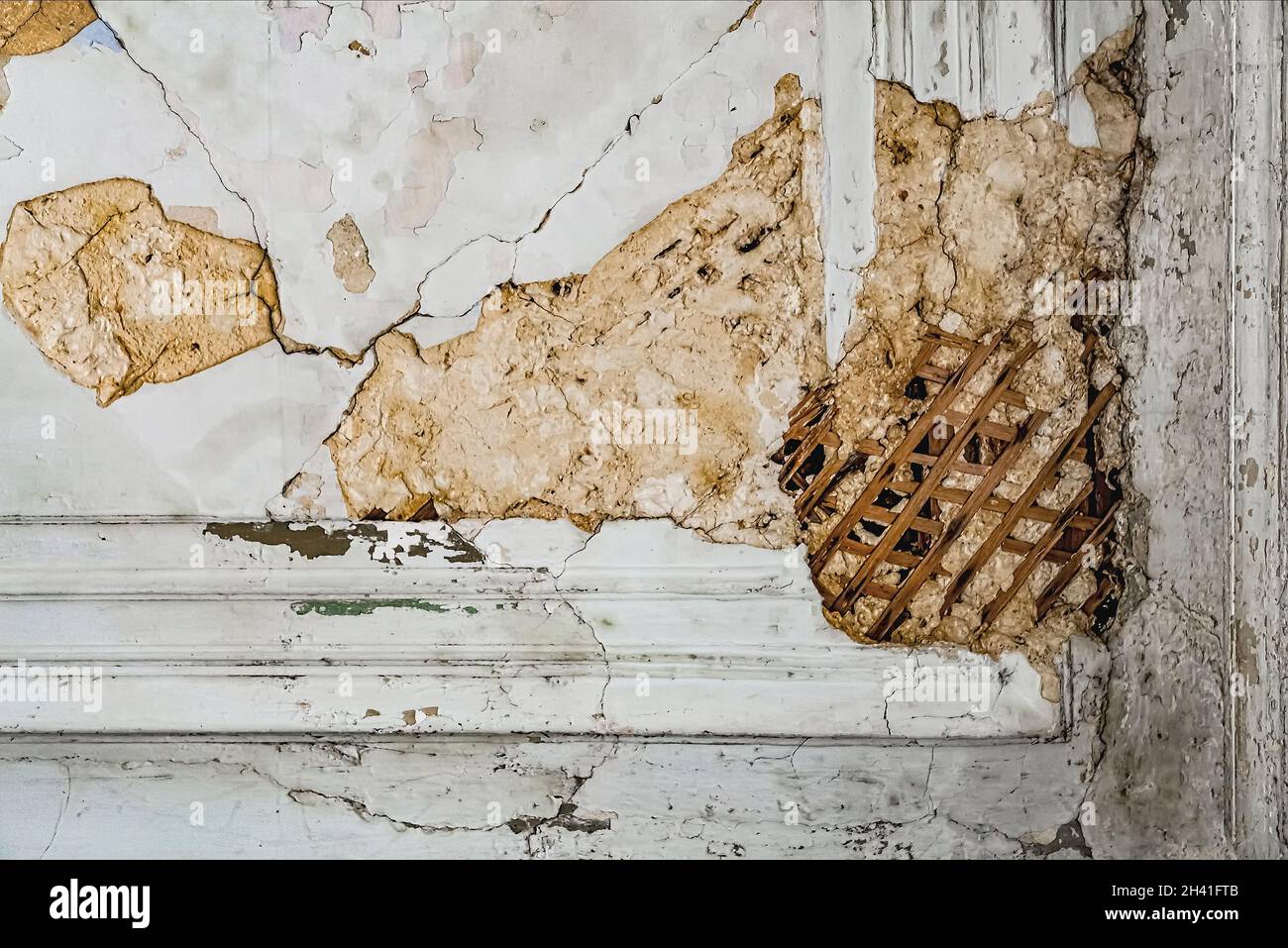 Rain water leaks on the room ceiling causing damage Stock Photo Alamy