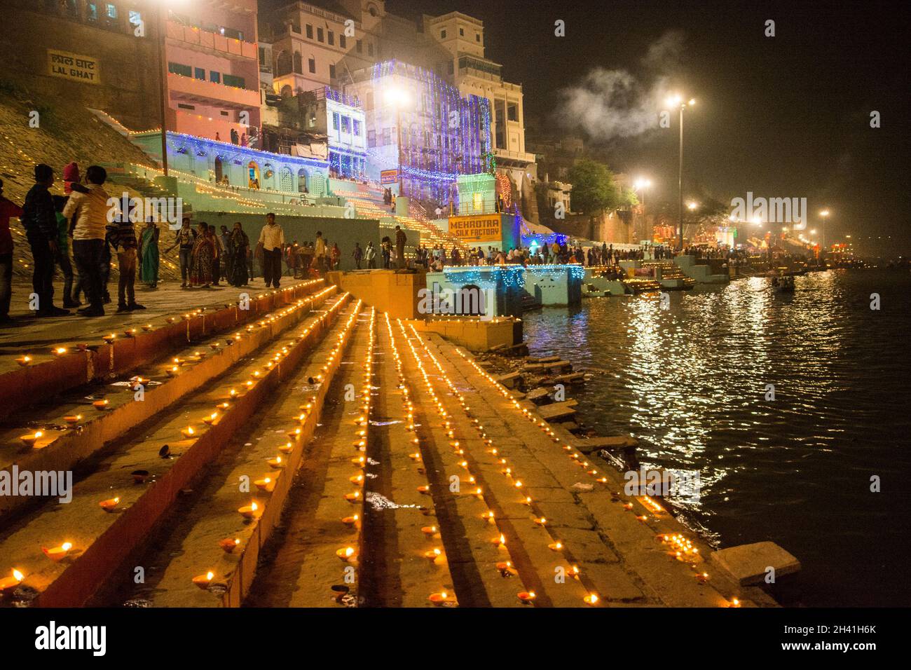 enlighten ganga ghat at varanasi during dev diwali celebration Stock Photo Alamy