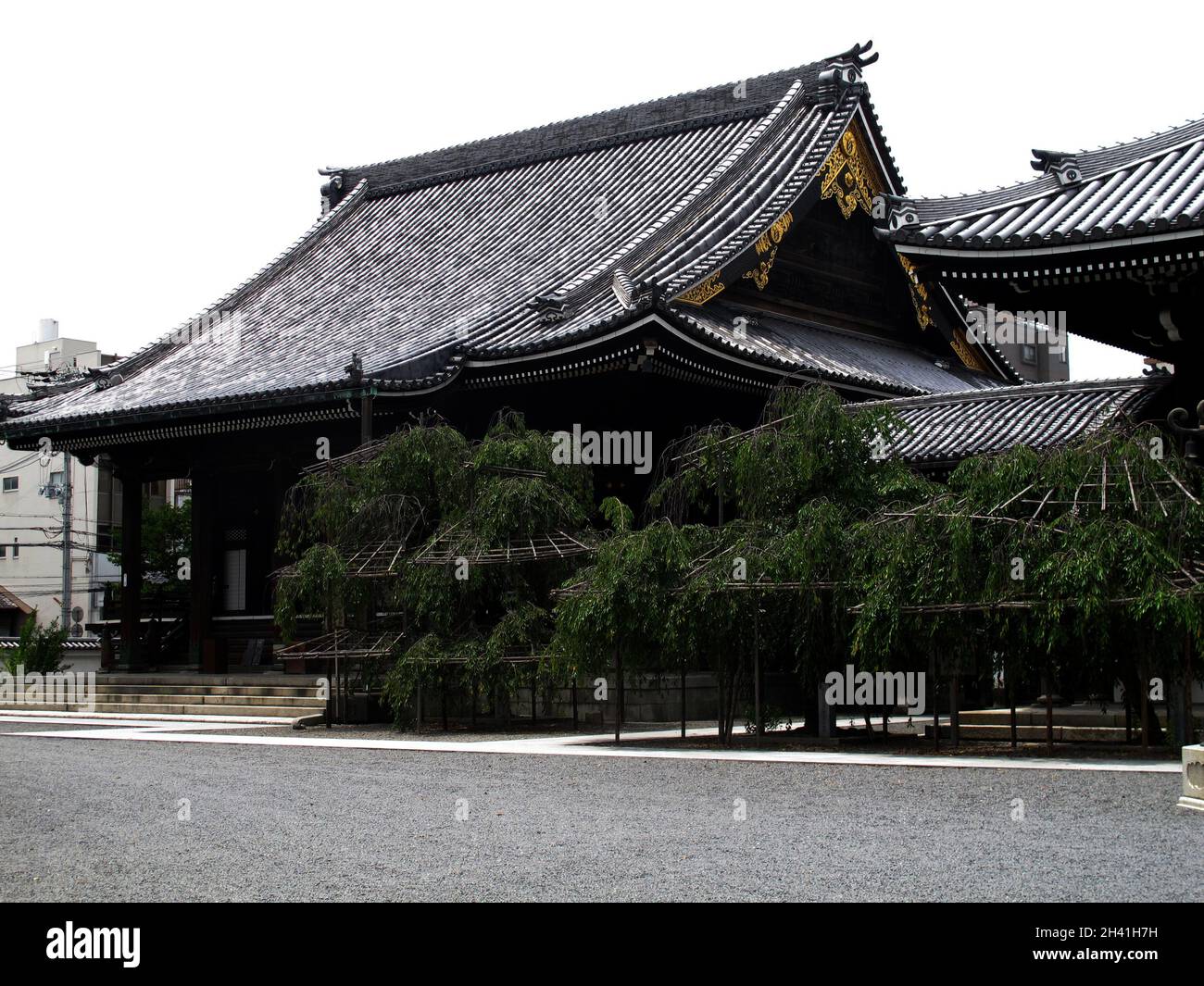 Ancient antique building of Wat Bukko Ji temple shrine on Shinkaicho ...
