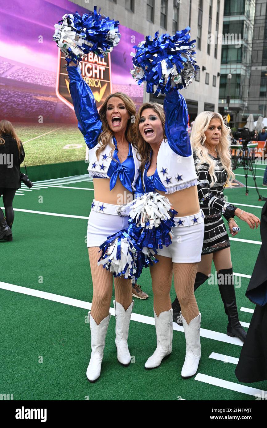 Savannah Guthrie and Jenna Bush dressed as Dallas Cowboys Cheerleaders