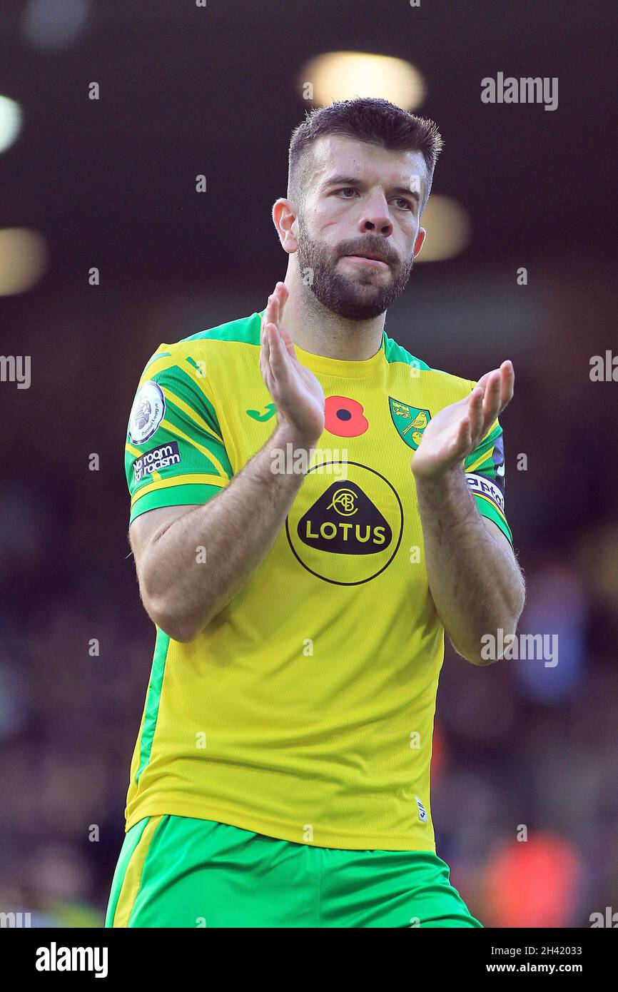 Norwich, UK. 31st Oct, 2021. Grant Hanley of Norwich City looks on during the game. Premier League match, Norwich City v Leeds United at Carrow Road in Norwich on Sunday 31st October 2021. this image may only be used for Editorial purposes. Editorial use only, license required for commercial use. No use in betting, games or a single club/league/player publications. pic by Steffan Bowen/Andrew Orchard sports photography/Alamy Live news Credit: Andrew Orchard sports photography/Alamy Live News Stock Photo