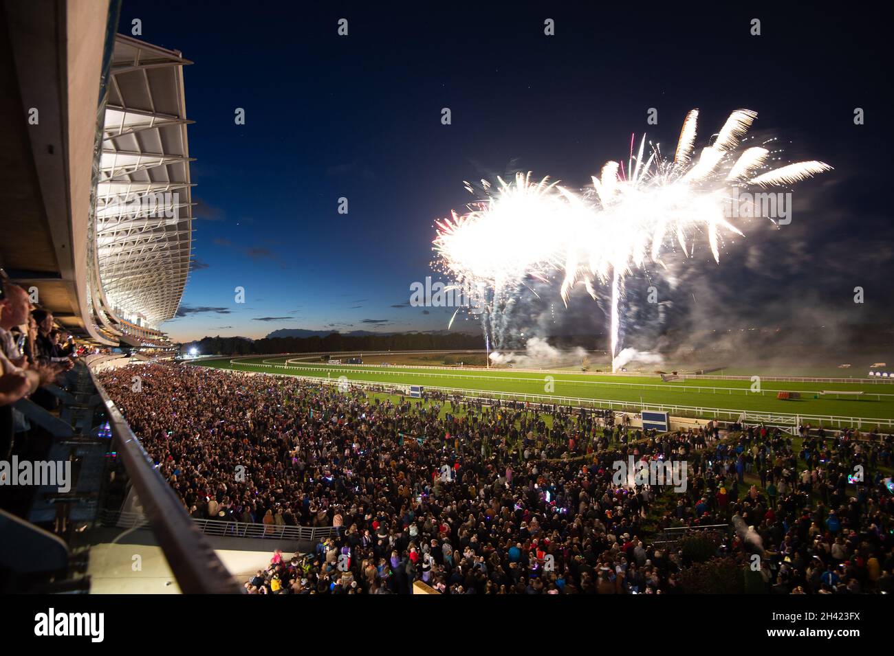 Ascot, Berkshire, UK. 30th October, 2021. It was a busy day at Ascot ...