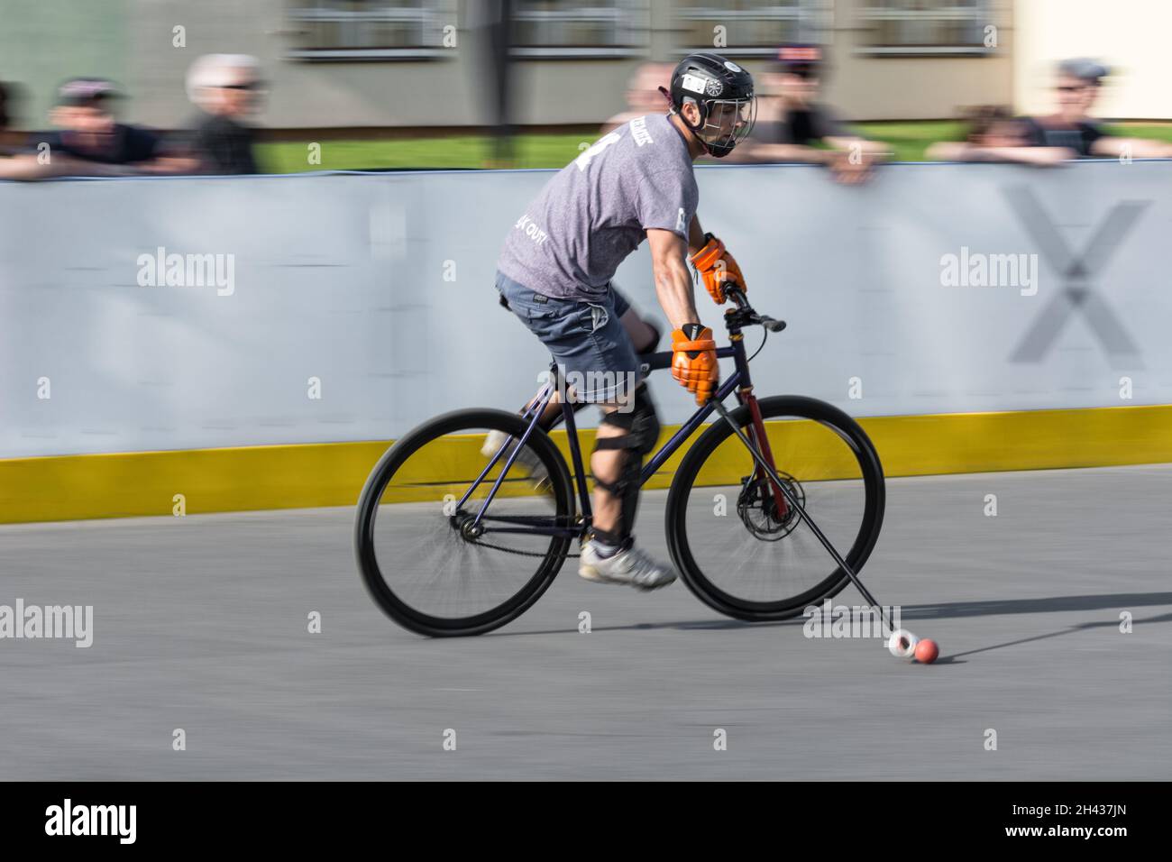 Cycle polo hires stock photography and images Alamy