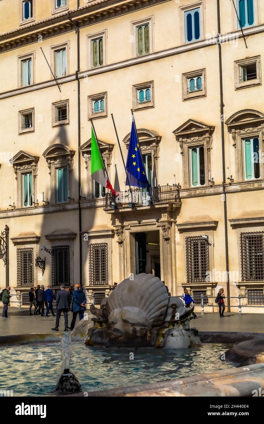 Rome, the palaces of politics: Montecitorio, Palazzo Chigi and the ...