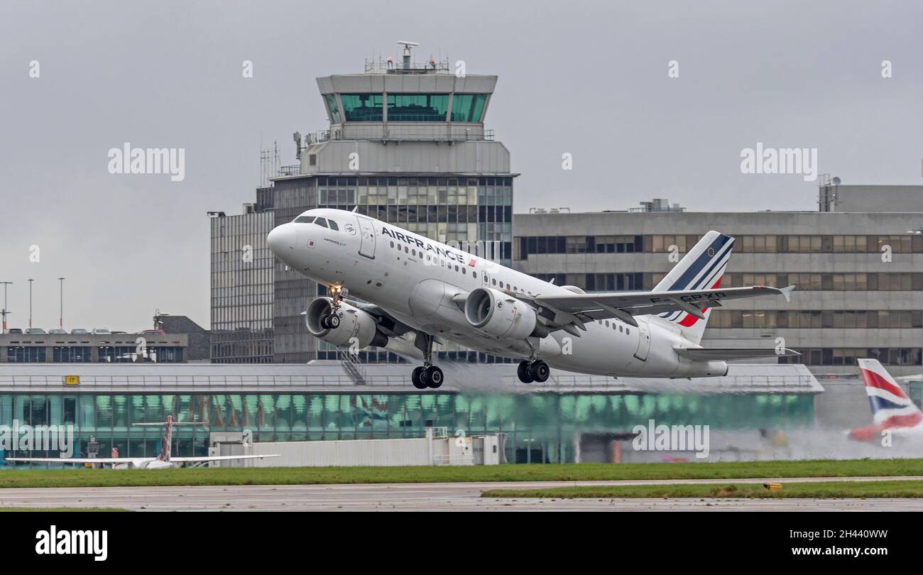 Air France, Airbus, A319-111, F-GRXD lift off, at Manchester Airport Stock Photo
