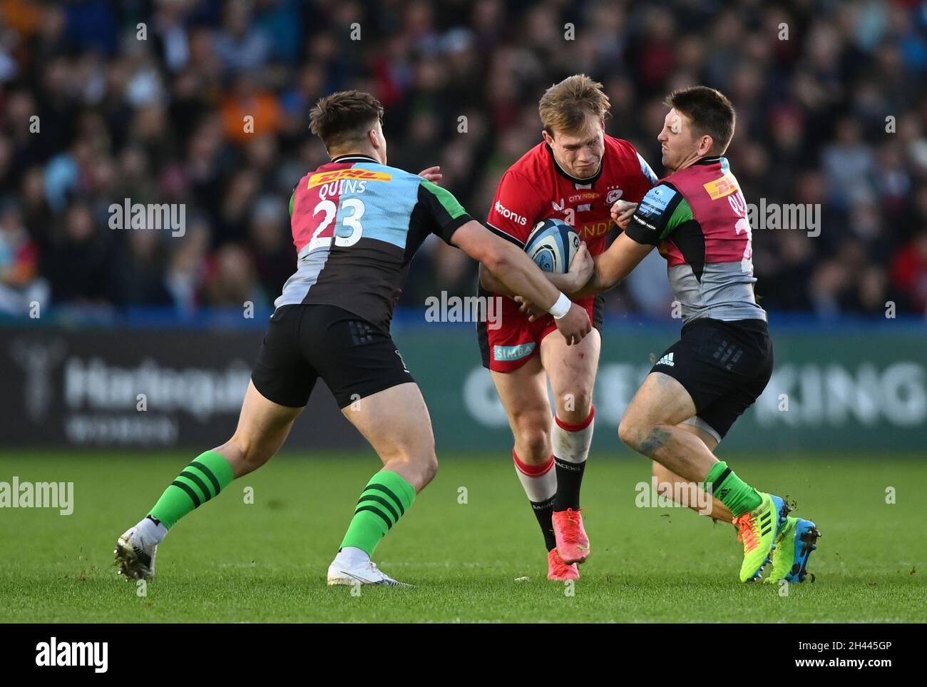 Twickenham, United Kingdom. 31st Oct, 2021. Premiership Rugby. Harlequins V Saracens. The Stoop. Twickenham. Nick Tompkins (Saracens) is tackled by Huw Jones (Harlequins, left) and Will Edwards (Harlequins). Credit: Sport In Pictures/Alamy Live News Stock Photo