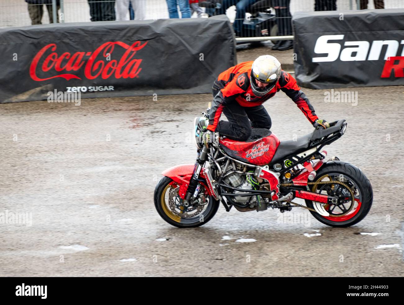 Lee Bowing Racing Lee Bowers, stunt bike rider, putting on a show at the Flame & Thunder ...