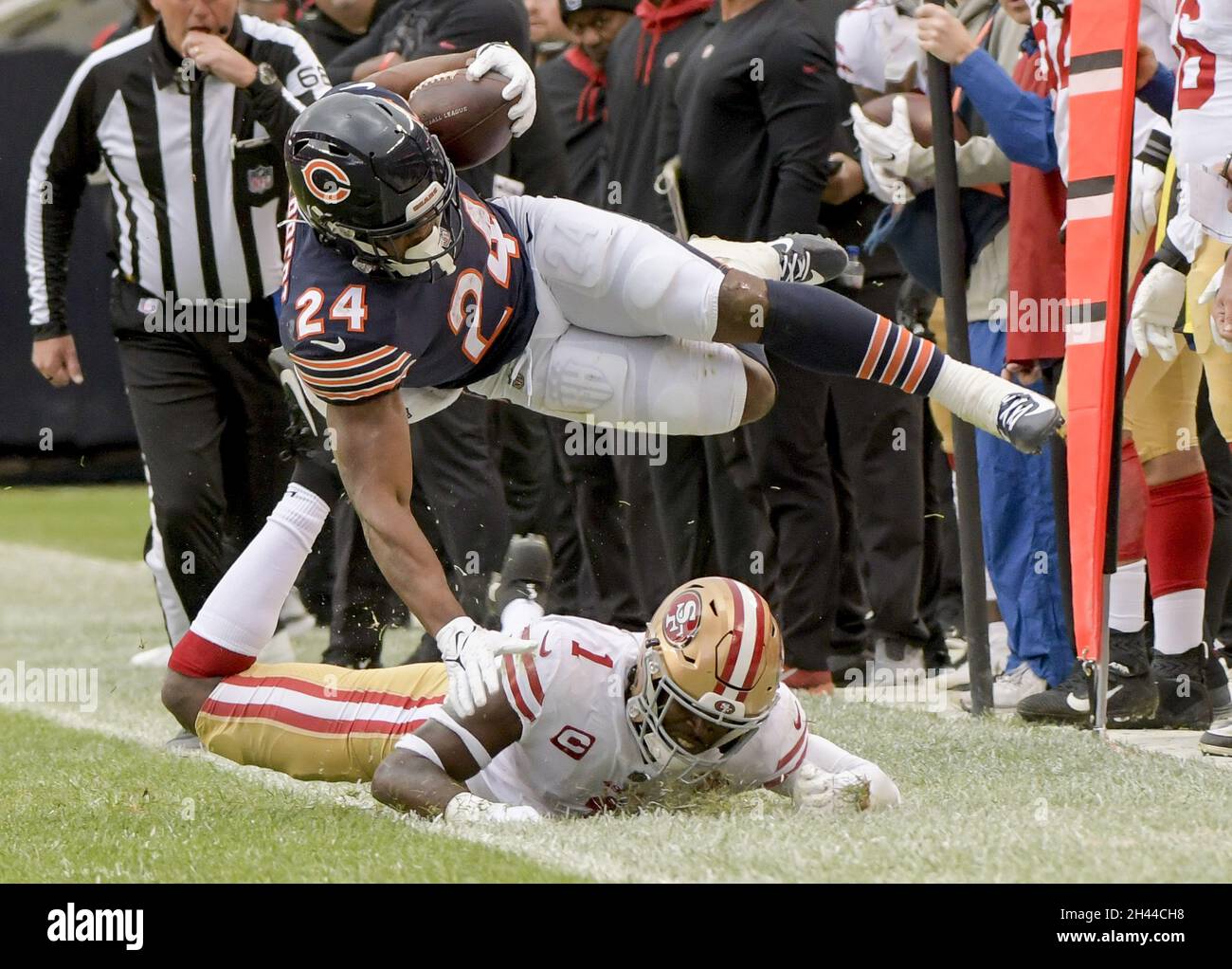 Chicago, United States. 31st Oct, 2021. Chicago Bears running back Khalil  Herbert (24) is knocked out of bounds by San Francisco 49ers free safety  Jimmie Ward (1) during the second quarter at