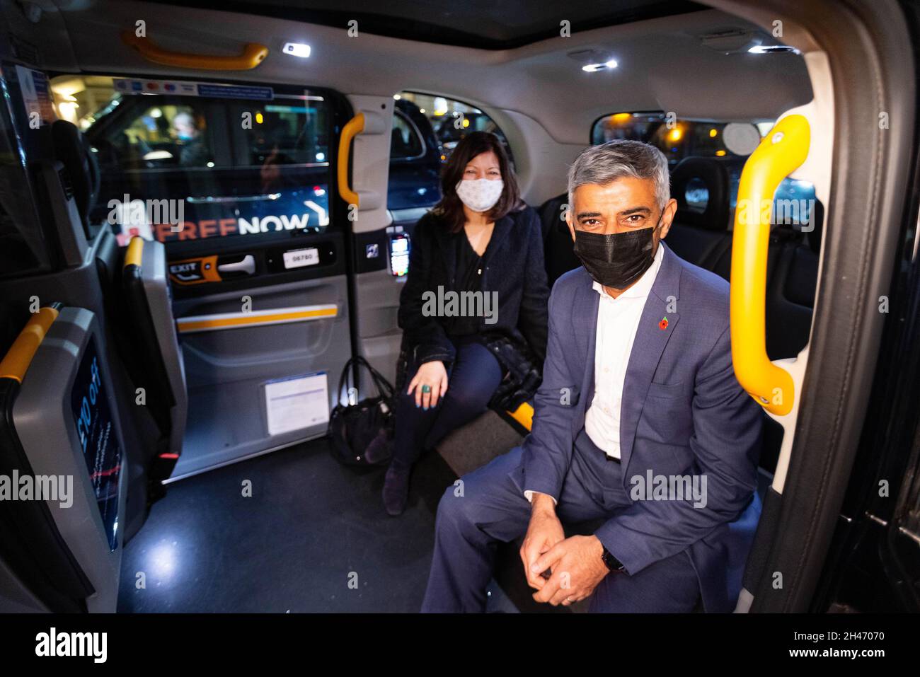 Free now taxi uk hi res stock photography and images alamy