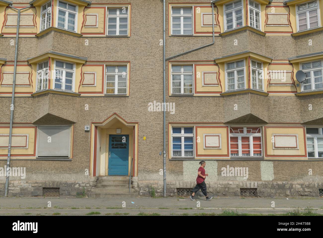 Wohnh?user, Architekt Richard Ermisch, Expressionismus, Falkenhagener Chaussee / Zeppelinstra?e, Falkenhagener Feld, Spandau, Berlin, Deutschland Stock Photo
