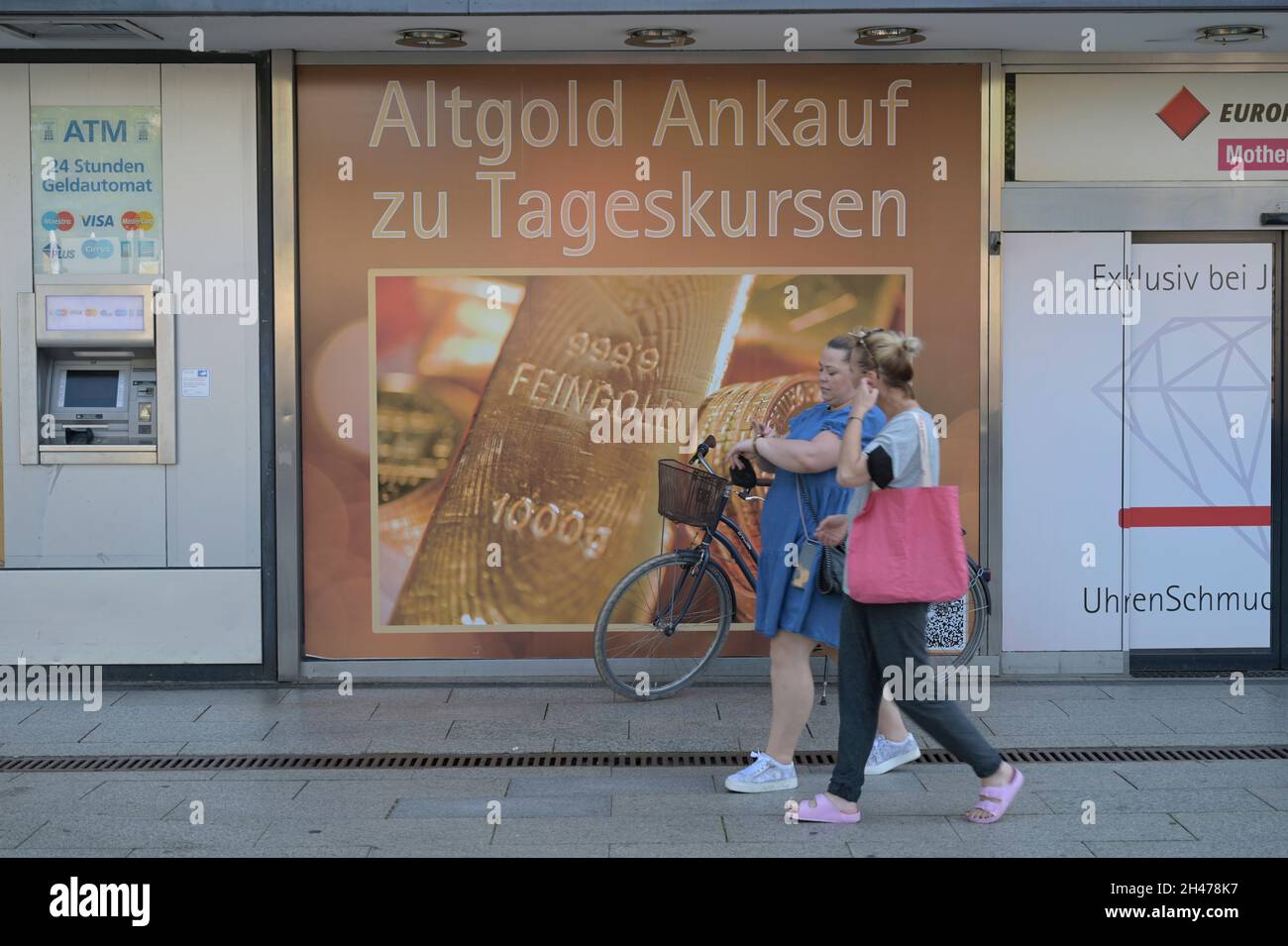 Gold Ankauf, Breitscheidplatz, Charlottenburg, Charlottenburg-Wilmersdorf,  Berlin, Deutschland Stock Photo - Alamy