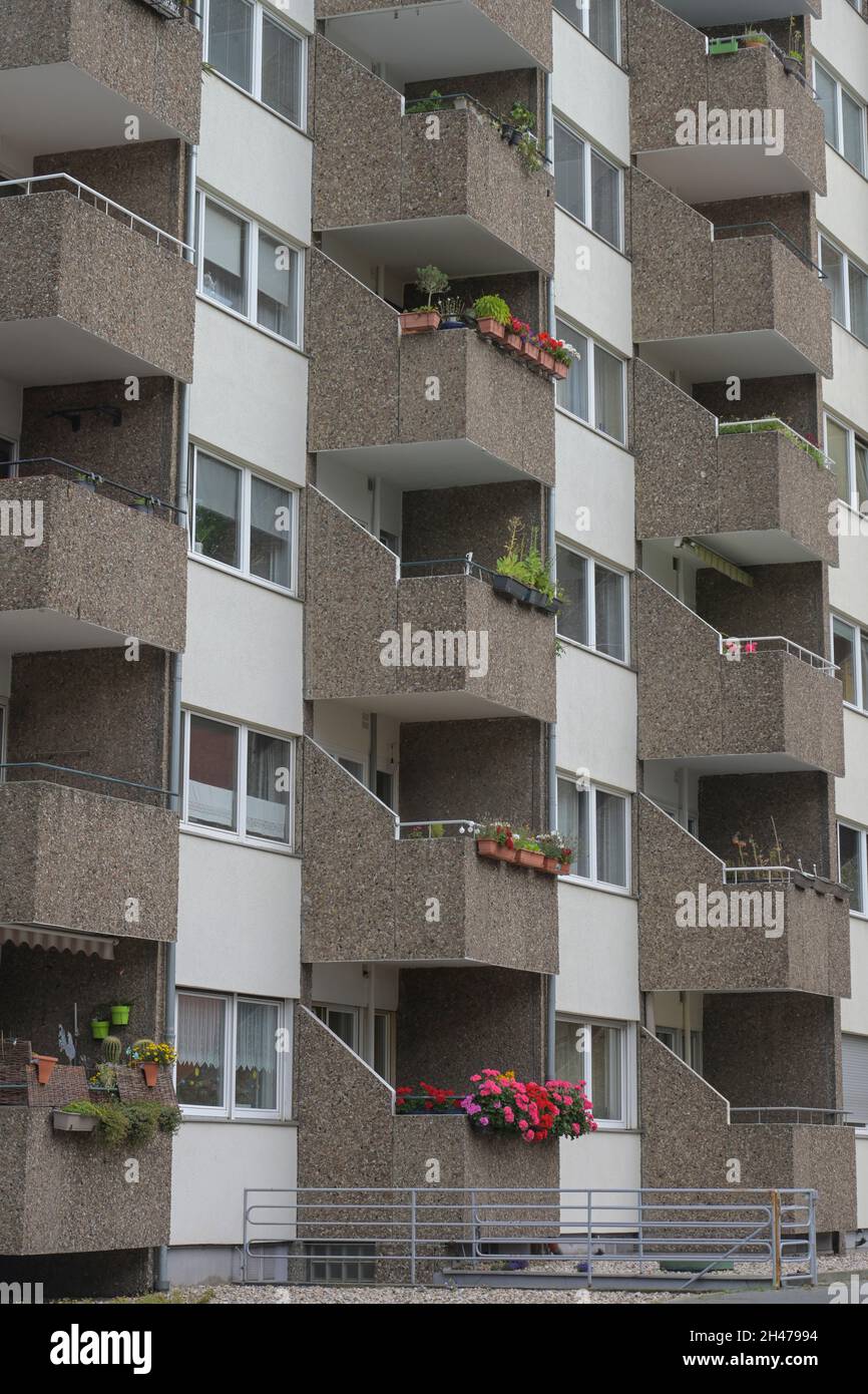 Wohnhaus, Plattenbau, Loewenhardtdamm, Tempelhof, Berlin, Deutschland Stock Photo