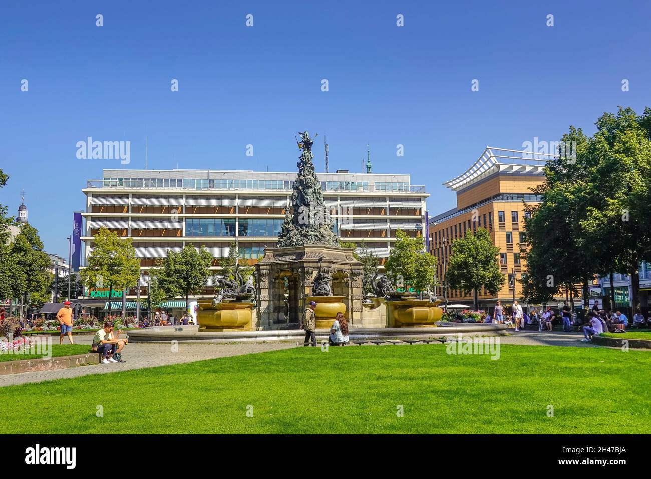 Bronzebrunnen, Paradeplatz, Mannheim, Baden-Württemberg, Deutschland Stock Photo