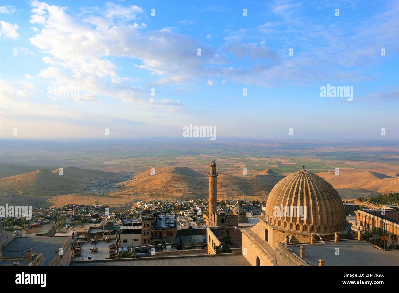 Beautiful Mardin old city landscape from Zinciriye Madrasah Stock Photo