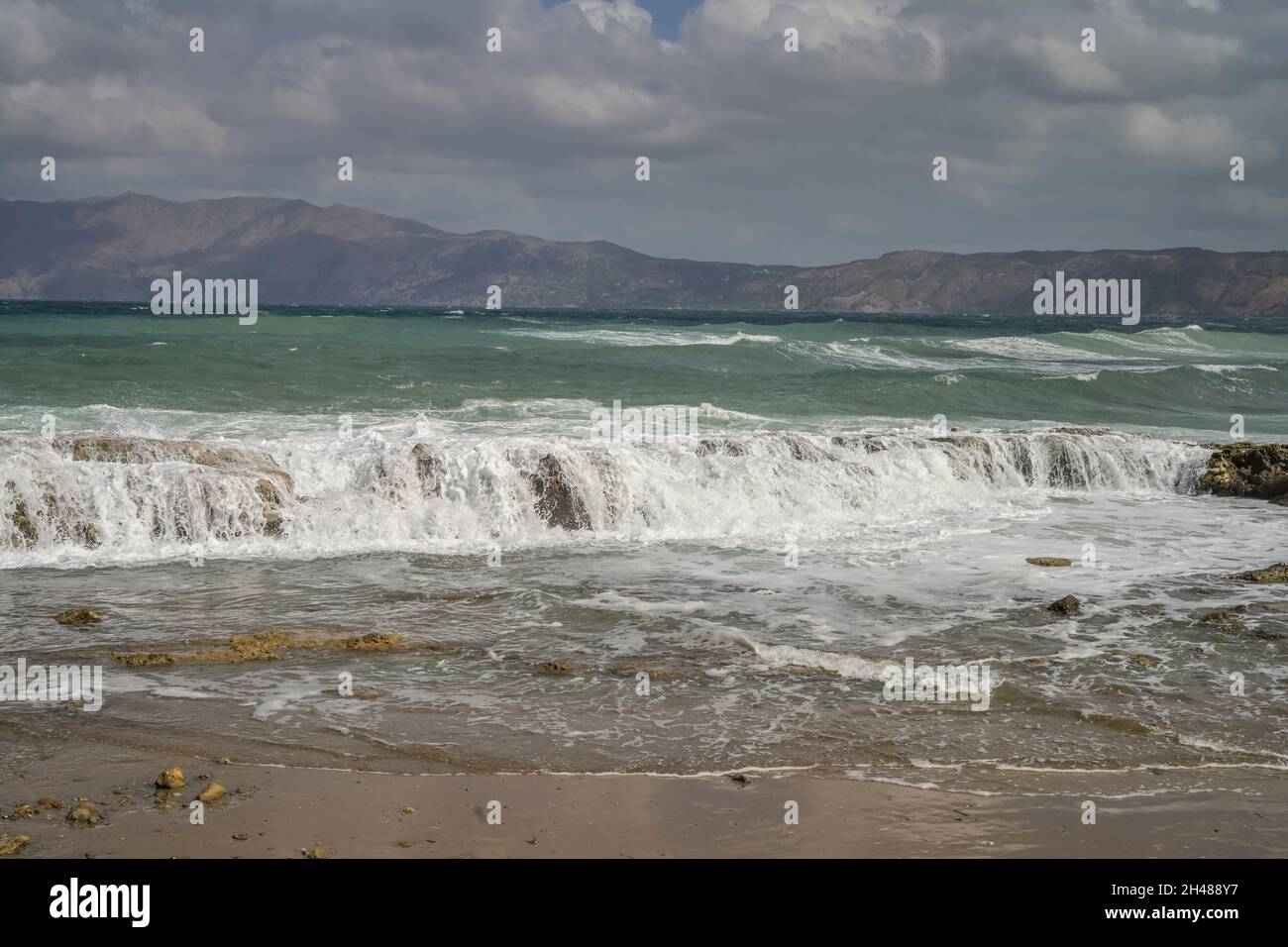 Wellenbrecher, Strand, Kissamos, Kreta, Griechenland Stock Photo