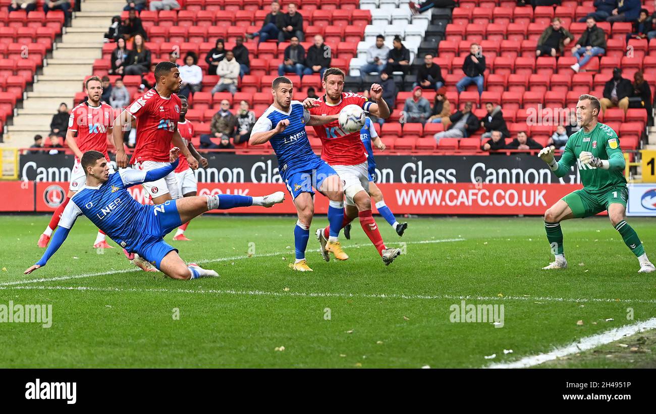Doncaster rovers v charlton athletic hi-res stock photography and ...