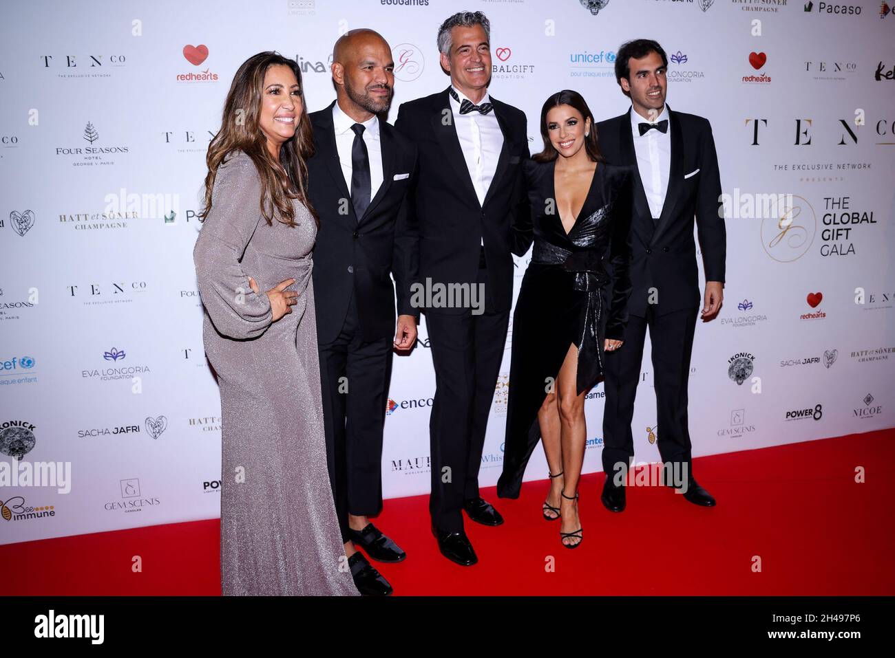 Paris, France. 30th Oct, 2021. Maria Bravo, Amaury Nolasco, Eva Longoria and guests arrive to the Global Gift Gala on October 30, 2021 at George V in Paris, France. (Photo by Lyvans Boolaky/ÙPtertainment/Sipa USA) Credit: Sipa USA/Alamy Live News Stock Photo