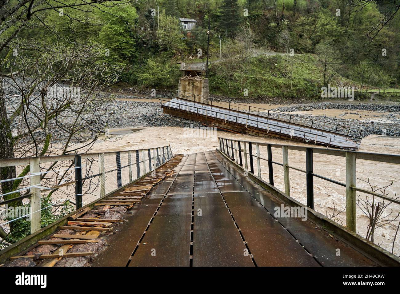 Destroyed Rocks Bridges Old destroyed bridge rock hi-res stock photography and images - Alamy