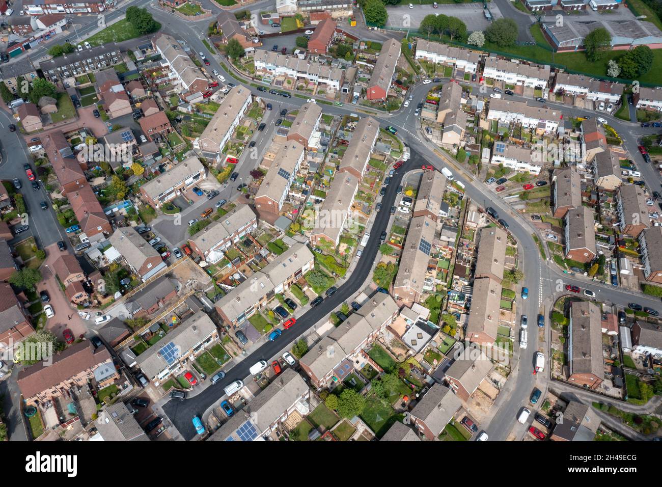 Agent showing homes with view of city hires stock photography and