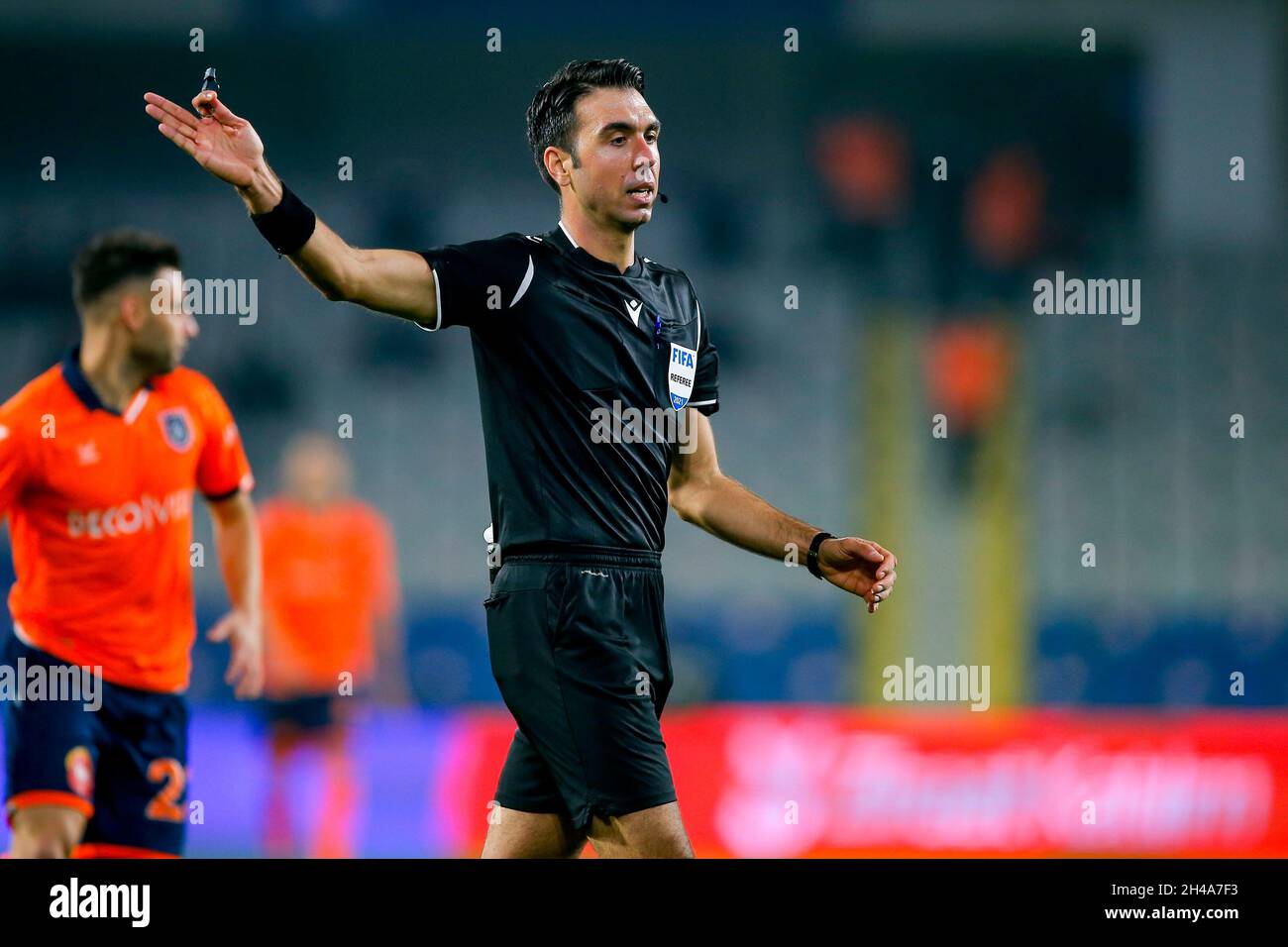 ISTANBUL, TURKEY NOVEMBER 1 referee Arda Kardesler during the Super