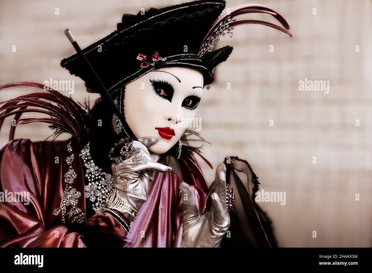 Karneval in Venedig, Carnevale di Venezia,  Masken in Venedig,  Maskerade Venice, Venedig Maske oder Masken  mit Kostümen, Kleider und schönen Frauen Stock Photo