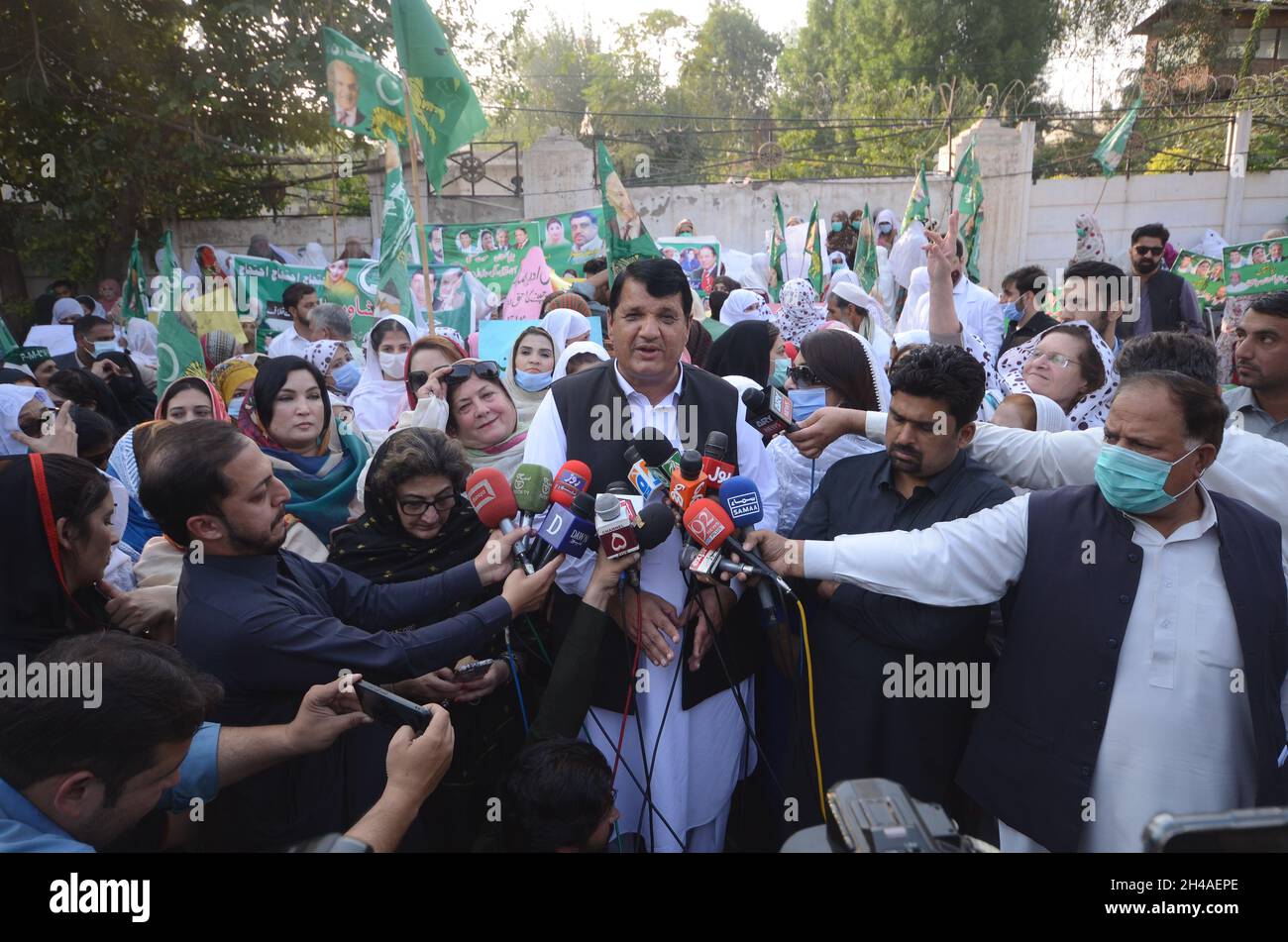 Pml N High Resolution Stock Photography and Images - Alamy