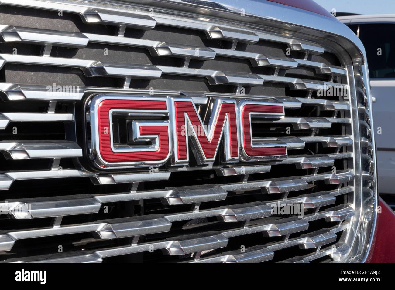 Kokomo - Circa October 2021: GMC Truck and SUV dealership. GMC and Buick are divisions of General Motors. Stock Photo