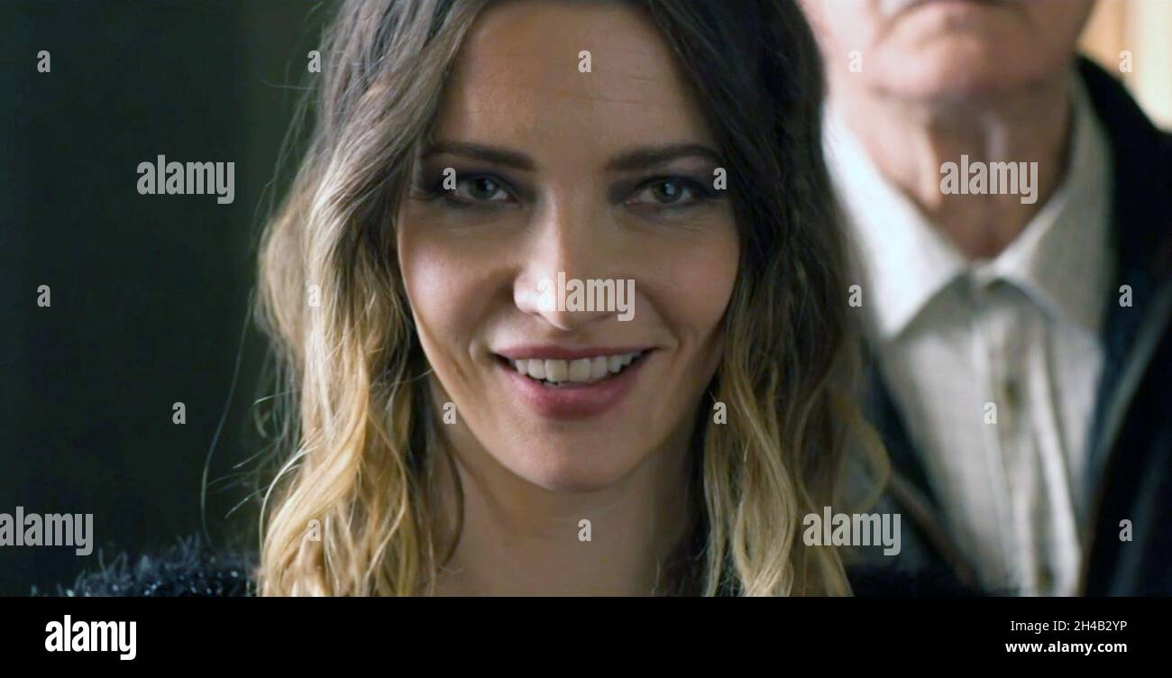 FATHER CHRISTMAS IS BACK, Talulah Riley, 2021. © Netflix /Courtesy ...