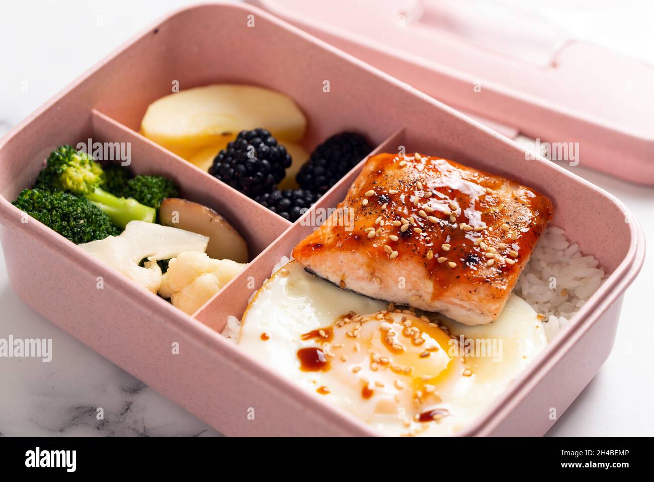 School lunch bento box set Stock Photo - Alamy
