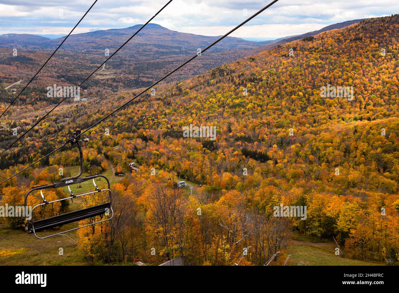Golden fall season at the Hunter Mountain, NY, USA. Scenic skyride