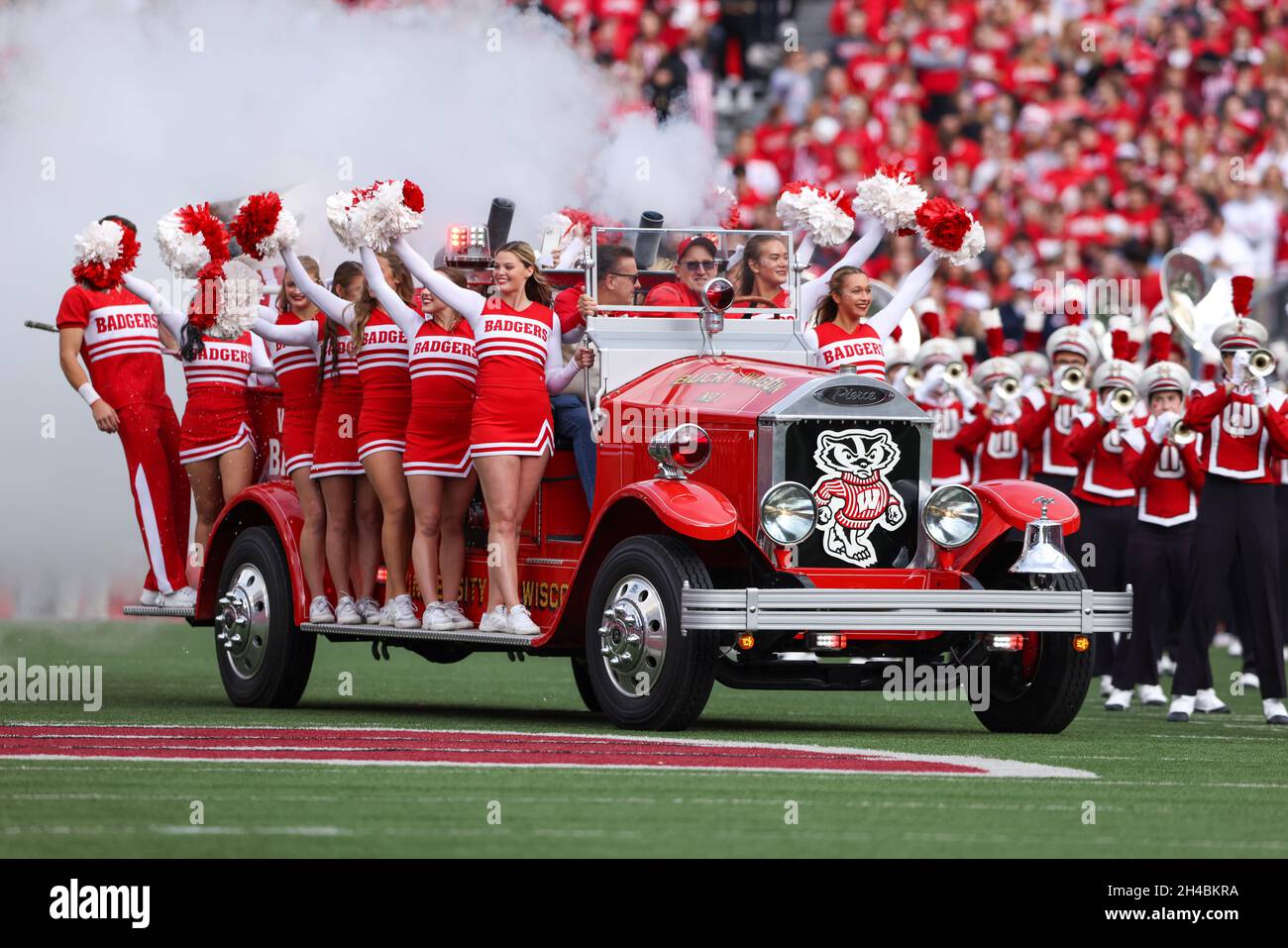 Madison, WI, USA. 30th Oct, 2021. Wisconsin Badgers Bucky Wagon entrance during the NCAA Football game between the Iowa Hawkeyes and the Wisconsin Badgers at Camp Randall Stadium in Madison, WI. Darren Lee/CSM/Alamy Live News Stock Photo