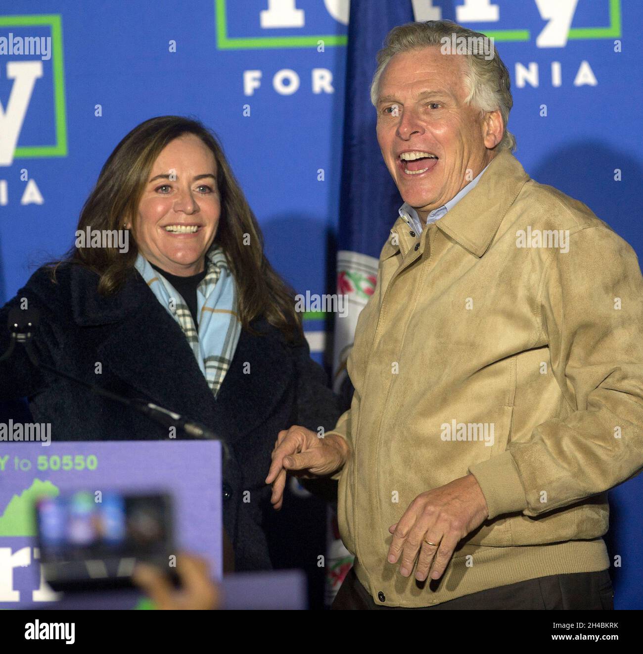 Fairfax, Virginia, USA. 01st Nov, 2021. TERRY MCAULIFFE, Democratic