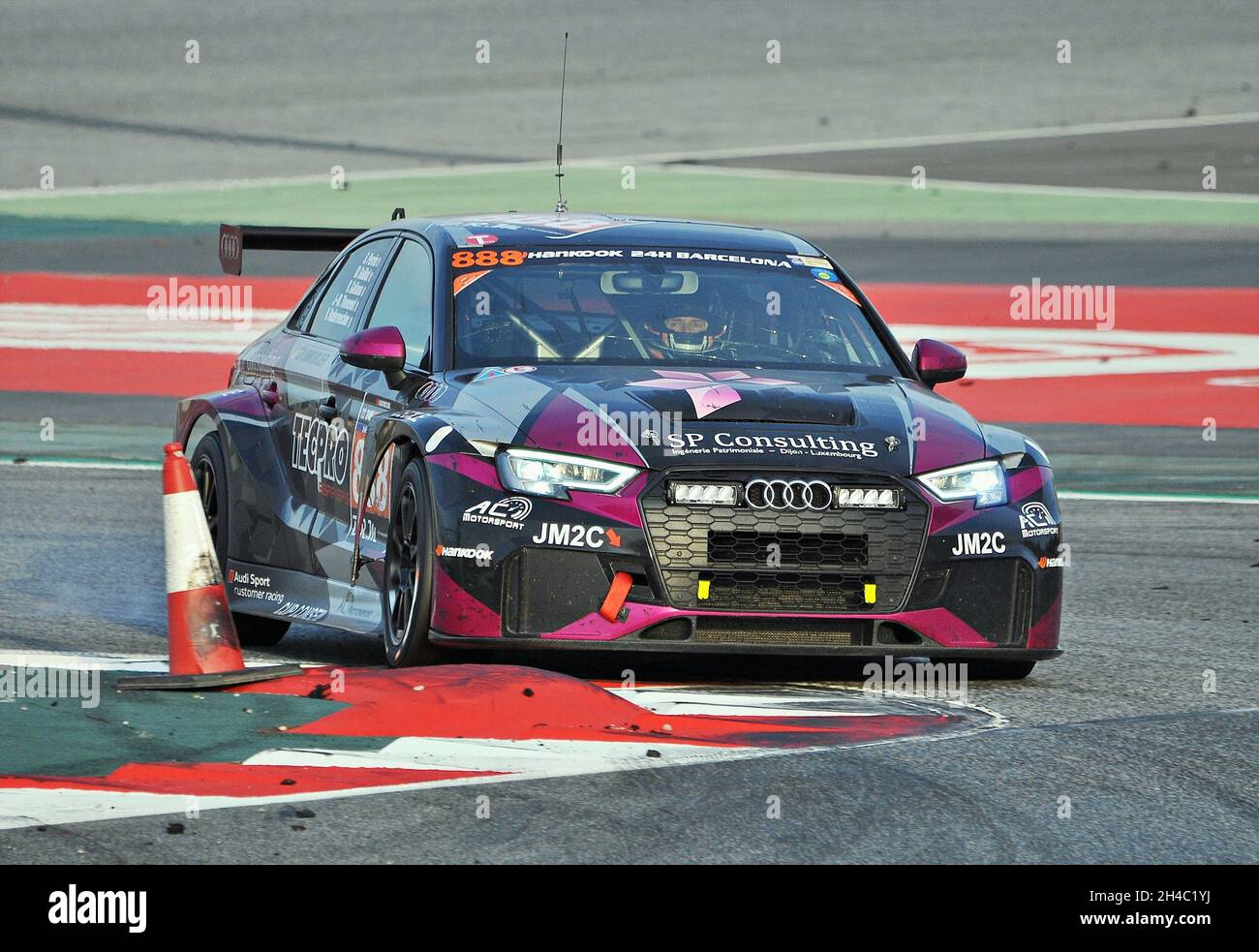Audi RS LMS-Team AC Motorsport in 24 hours of Barcelona de motosport ...