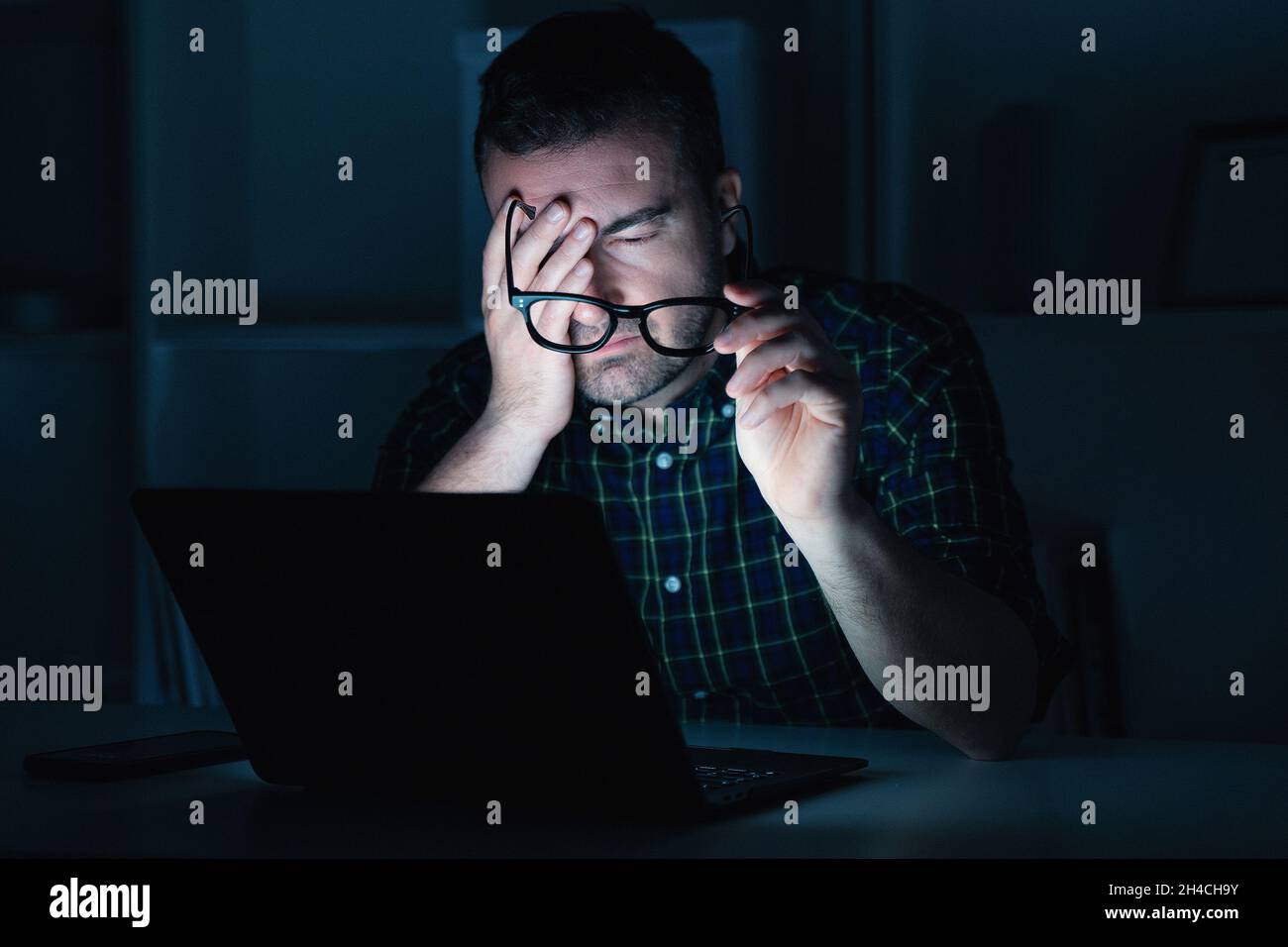 Overworked computer hi-res stock photography and images - Alamy