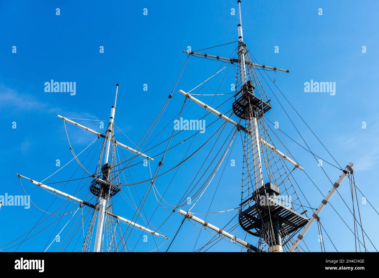 Rigging of a sailing ship against the blue sky Stock Photo - Alamy