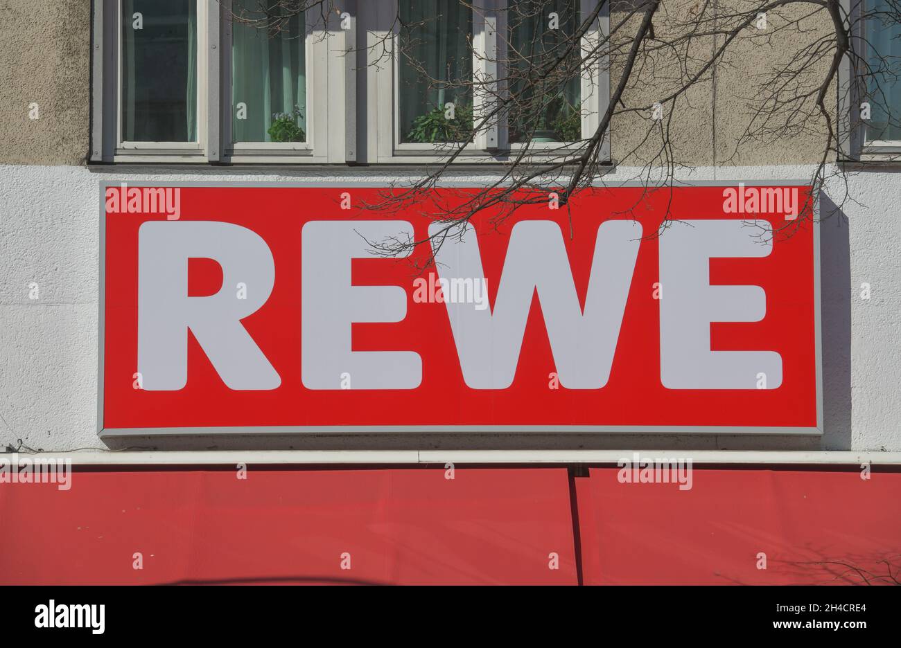 Rewe, Schöneberg, Berlin, Deutschland Stock Photo - Alamy