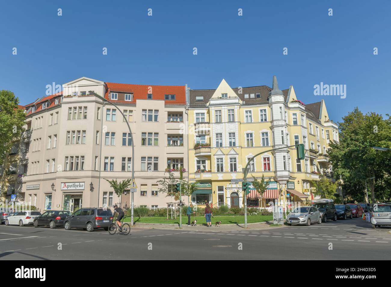 Altbauten, Schillerplatz, Wilmersdorf, Berlin, Deutschland Stock Photo ...