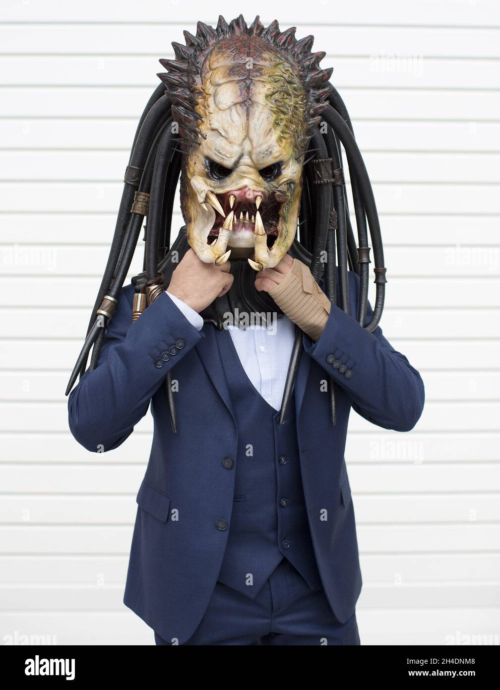 A cosplayer wears a Predator mask from the movie Alien vs. Predator at the  London Super Comic Con at London ExCeL on Saturday February 20th Stock  Photo - Alamy
